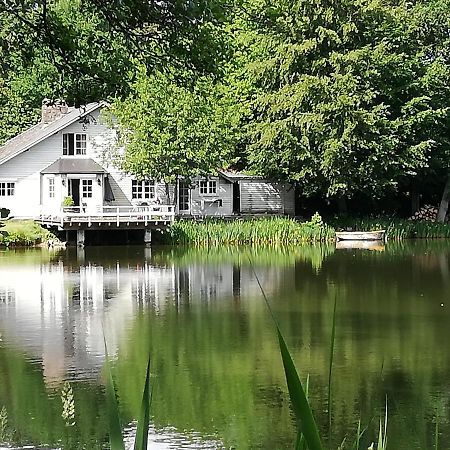 La Maison Du Lac Cul-des-Sarts Exteriör bild