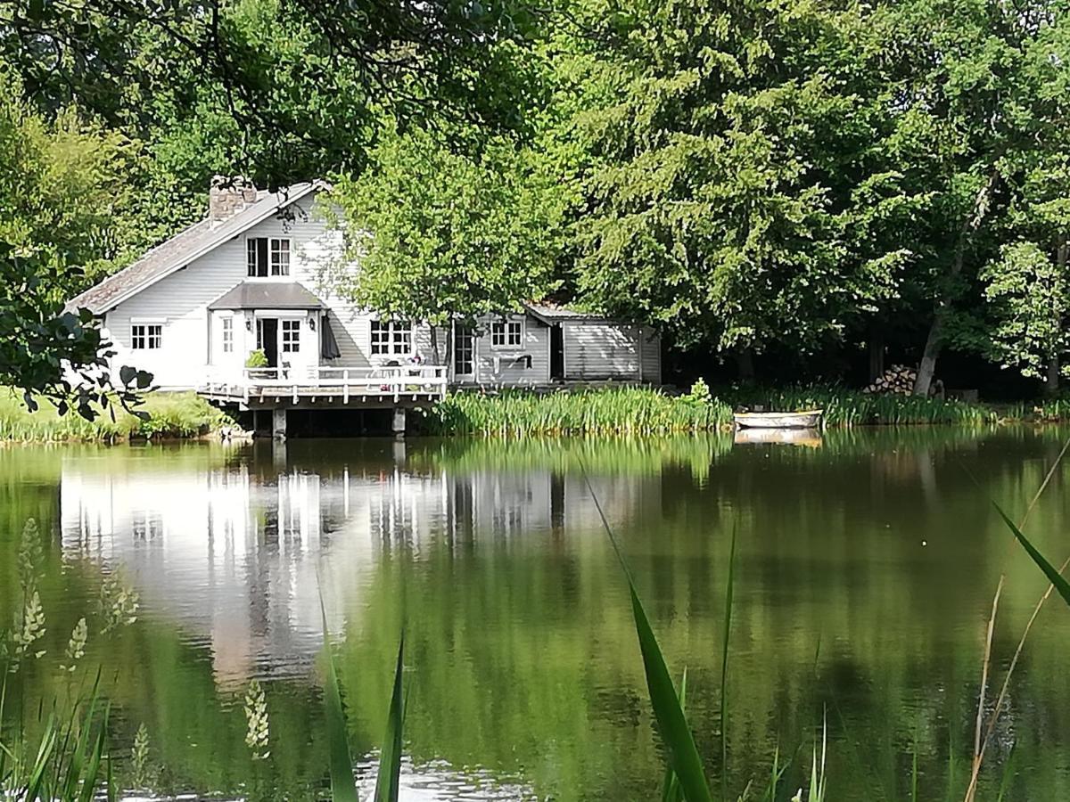La Maison Du Lac Cul-des-Sarts Exteriör bild